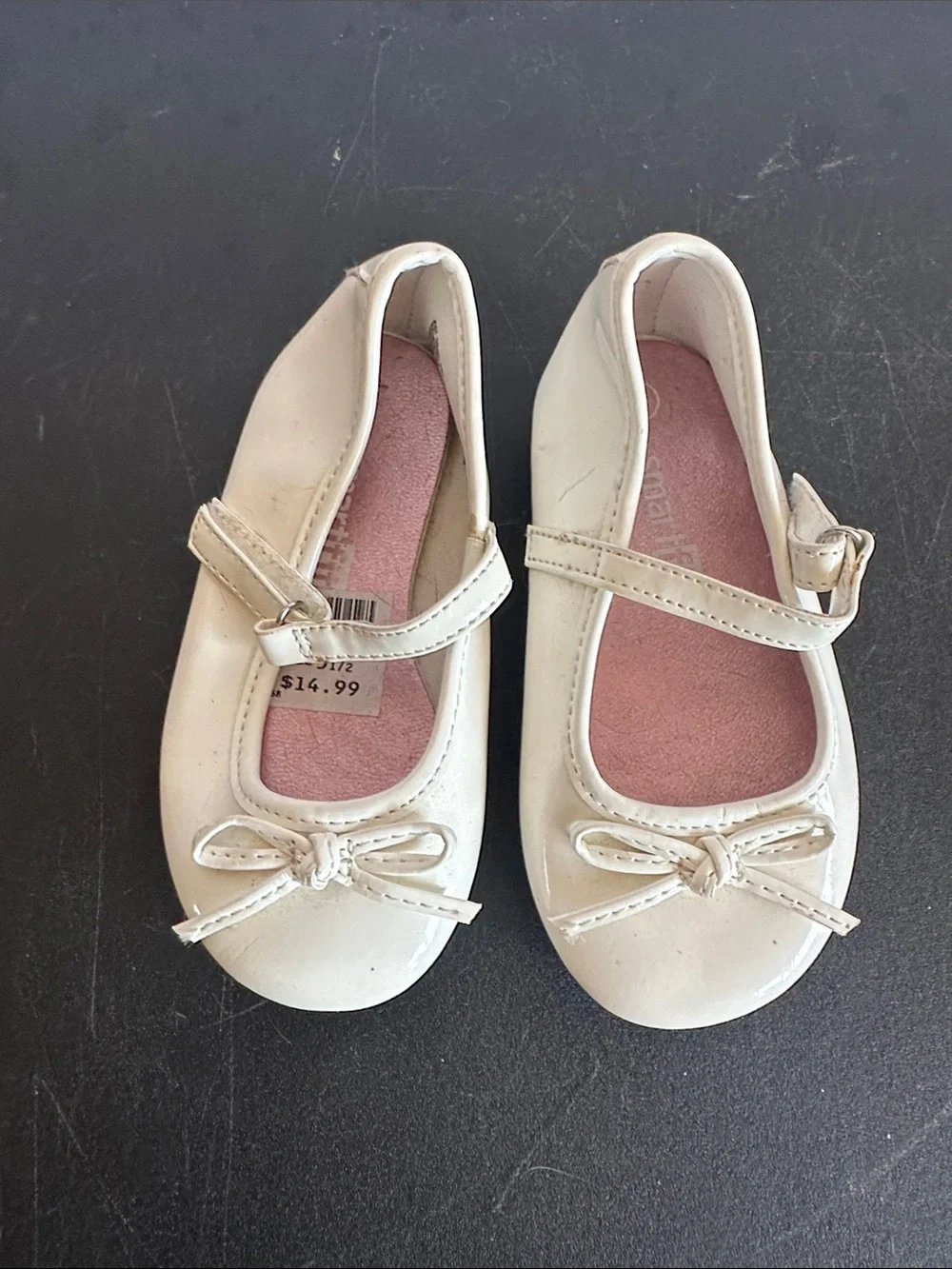 Smartfit Little Girls' White Mary Jane Dress Shoes with Bow Size 5.5